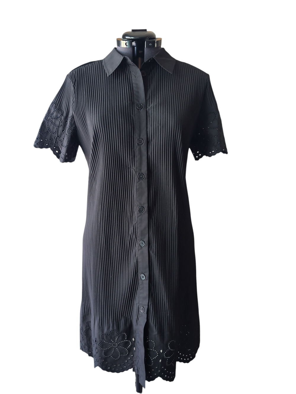 Black Pleated Button-Front Short Sleeve Shirt Dress